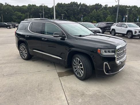 Used 2021 GMC Acadia Denali w/ Denali Ultimate Package AWD/4WD image 11