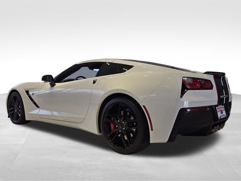 Used 2019 Chevrolet Corvette Stingray Coupe w/ Carbon Flash Badge Package RWD image 8