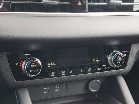 New 2026 Mitsubishi Outlander ES AWD/4WD image 8