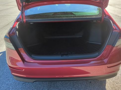 Used 2024 Honda Accord EX image 7