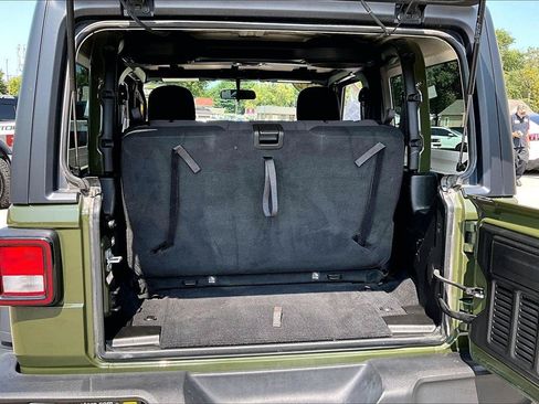 Used 2022 Jeep Wrangler Sport AWD/4WD image 23