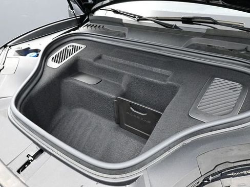 Certified 2024 Porsche Macan 4 Electric AWD/4WD image 21