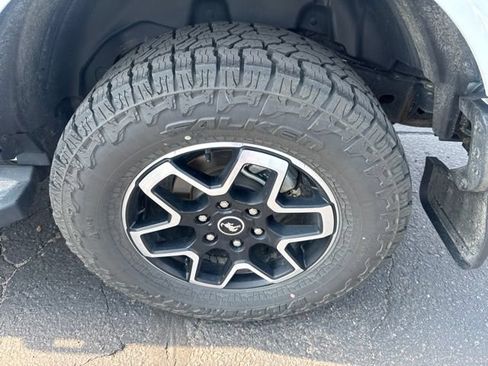 Used 2023 Ford Bronco Outer Banks AWD/4WD image 7