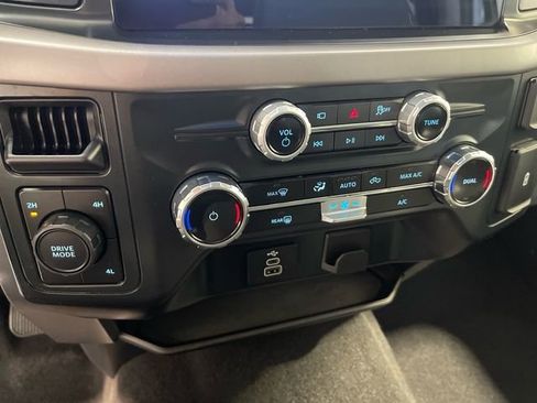 Used 2025 Ford F150 XLT w/ Equipment Group 301A Standard AWD/4WD image 13