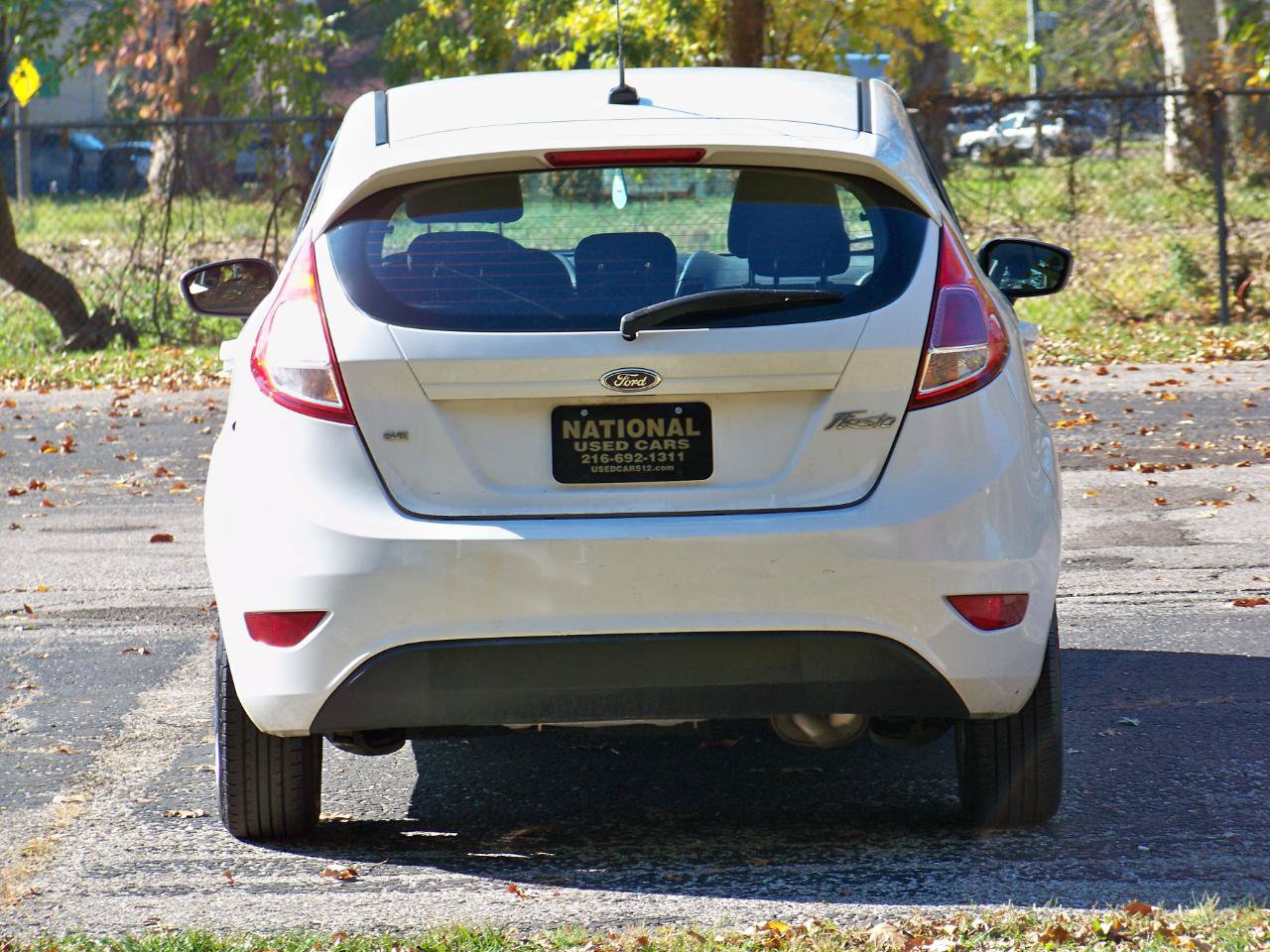 Used 2015 Ford Fiesta SE FWD image 12