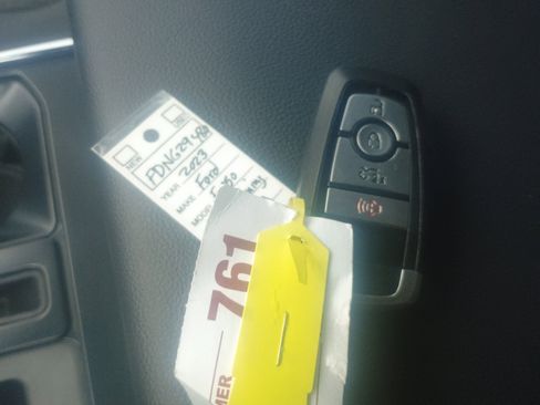 Used 2023 Ford F150 Lightning XLT image 33