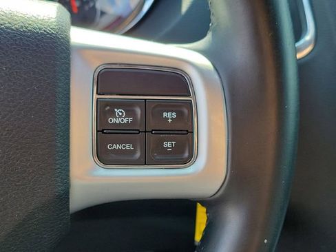 Used 2016 Dodge Grand Caravan R/T FWD image 11
