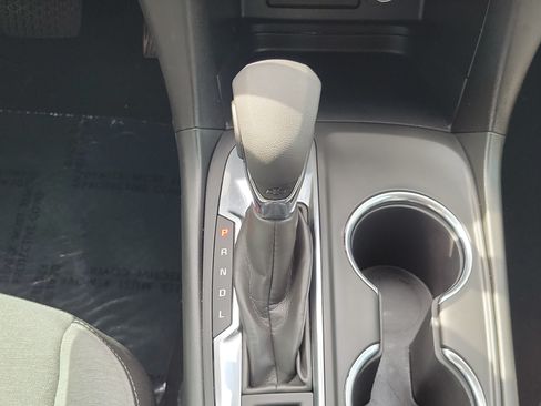 Used 2023 Chevrolet Equinox LS FWD image 17