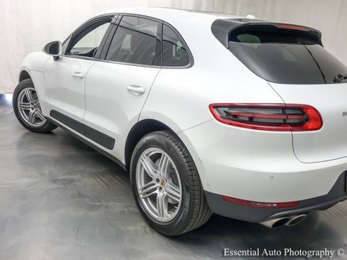 Used 2017 Porsche Macan S AWD/4WD image 10