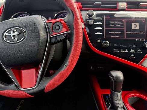 Used 2019 Toyota Camry SE image 23