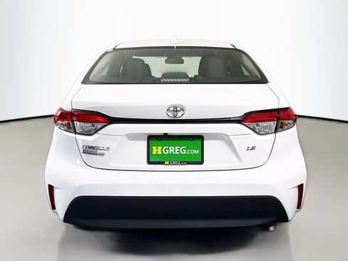 Used 2024 Toyota Corolla LE FWD image 8