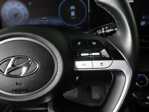 Used 2022 Hyundai Elantra SEL w/ Convenience Package FWD image 39