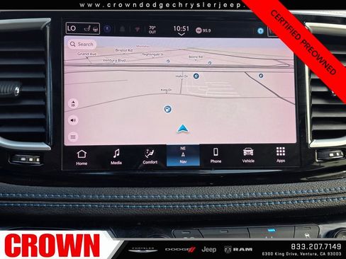 Certified 2021 Chrysler Pacifica Touring-L image 27
