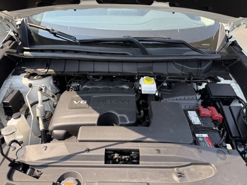 Used 2022 Nissan Pathfinder SV image 40