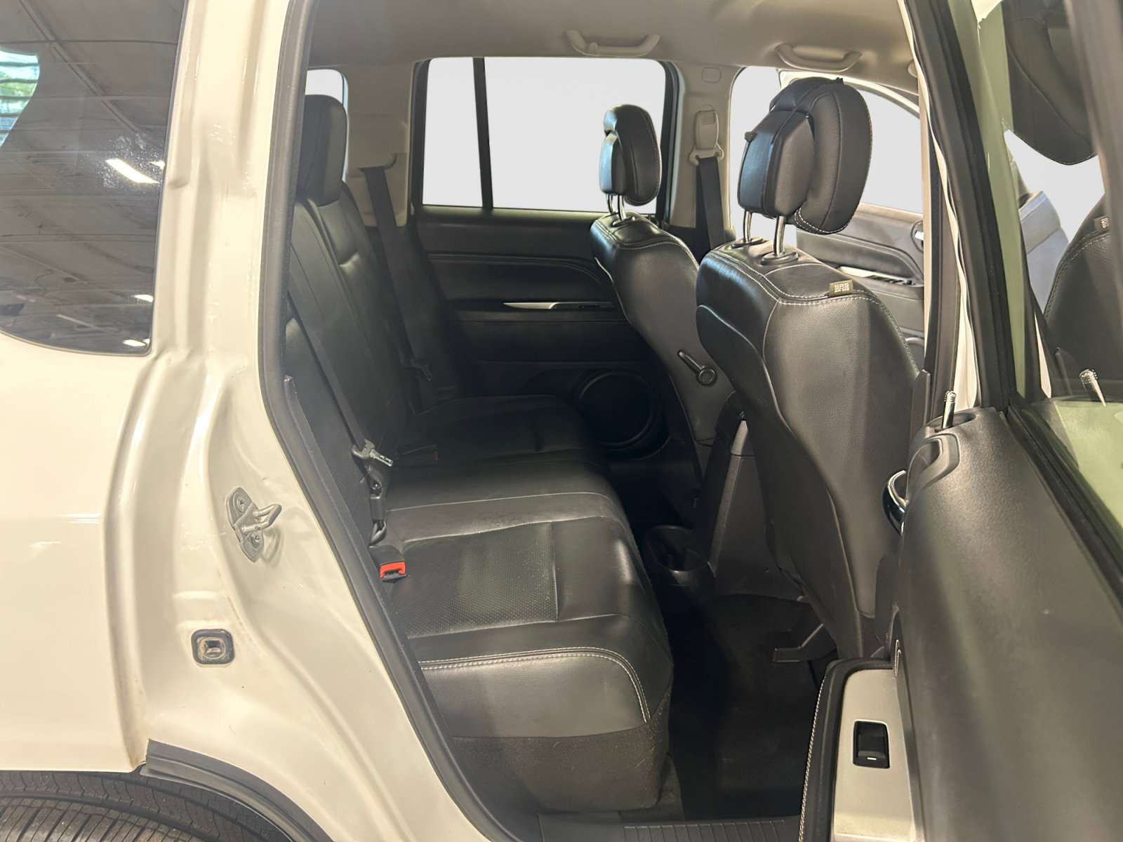 Used 2015 Jeep Compass Limited FWD image 14