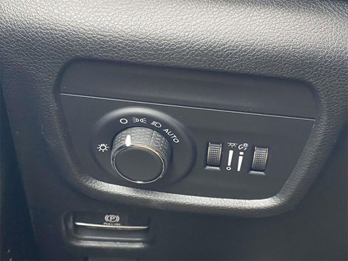 New 2025 Jeep Grand Cherokee Laredo w/ MOPAR Finishing Package image 52