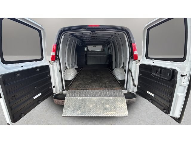 Used 2022 Chevrolet Express 2500 Extended w/ Driver Convenience Package RWD image 32