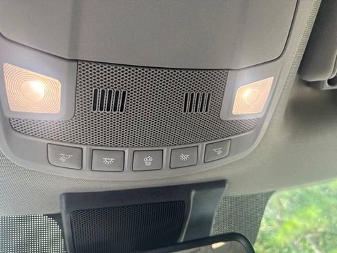 Used 2019 Ford F150 XLT w/ Equipment Group 302A Luxury AWD/4WD image 35