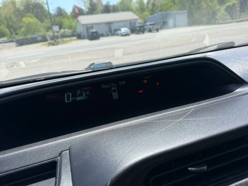 Used 2014 Toyota Prius C Two FWD image 25