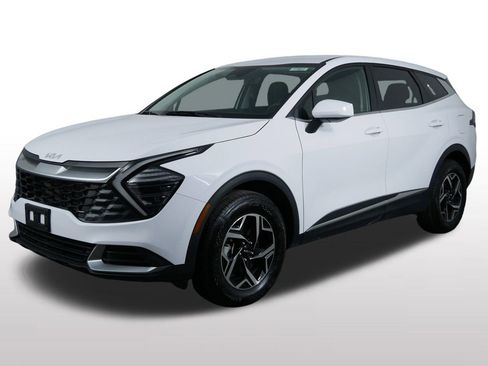 Certified 2025 Kia Sportage LX image 5