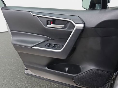 Certified 2025 Toyota RAV4 XLE FWD image 24