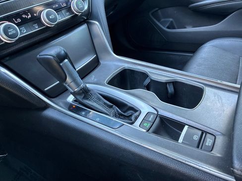 Used 2019 Honda Accord Sport image 22