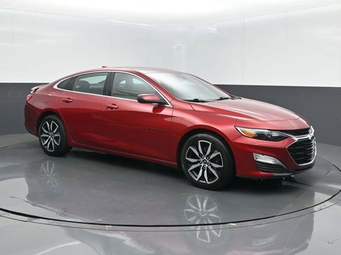 Used 2023 Chevrolet Malibu RS image 28