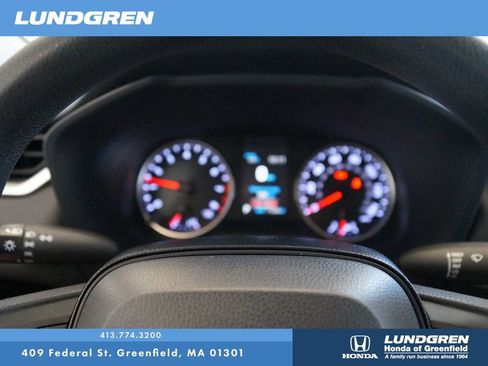 Used 2019 Toyota RAV4 LE w/ All Weather Liner Package AWD/4WD image 21