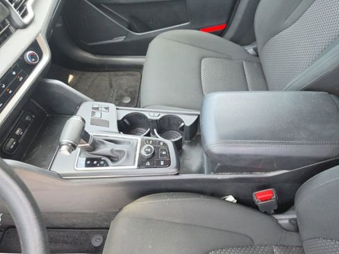 Used 2023 Kia Sportage LX AWD/4WD image 18