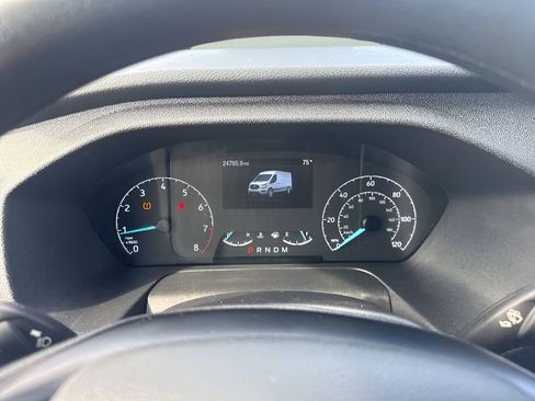 Used 2025 Ford Transit 250 148 Medium Roof image 19