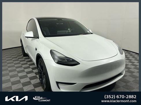 Used 2023 Tesla Model Y Performance image 1