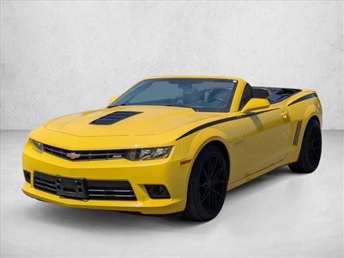 Used 2015 Chevrolet Camaro SS image 2