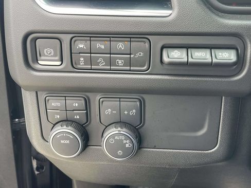 Used 2022 Chevrolet Tahoe High Country AWD/4WD image 20