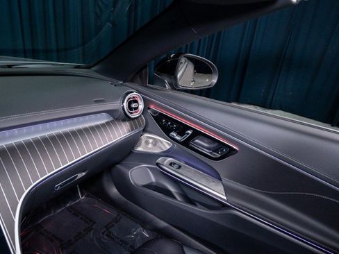Certified 2026 Mercedes-Benz CLE 300 4MATIC Cabriolet image 29