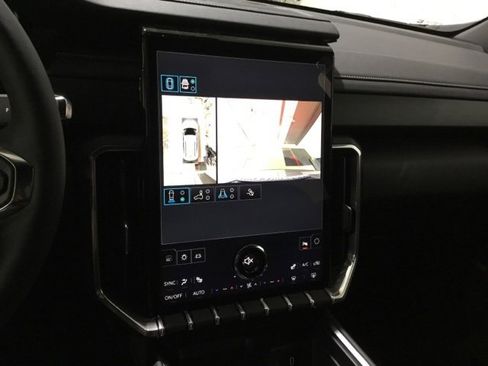 New 2026 GMC Acadia Elevation image 35