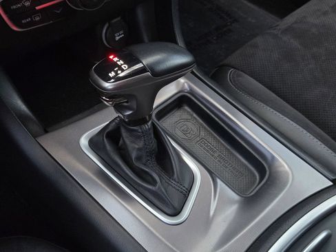Used 2022 Dodge Charger R/T w/ Plus Group RWD image 24