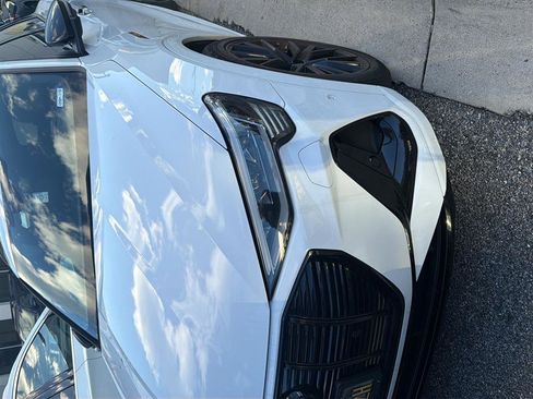 Used 2022 Audi e-tron Chronos image 45