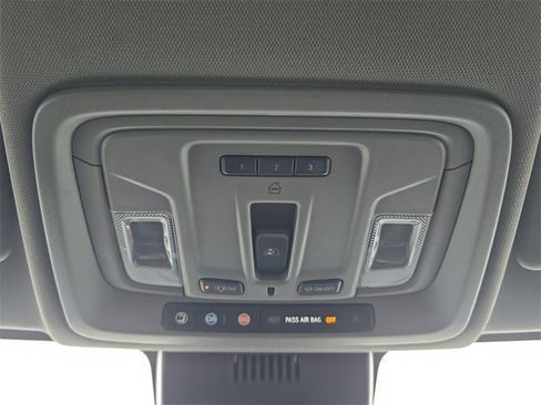 Used 2022 Chevrolet Silverado 1500 LT Trail Boss w/ Convenience Package II image 36