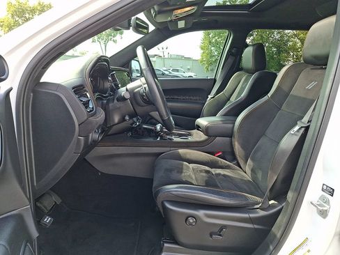 Used 2023 Dodge Durango R/T w/ Hemi Orange Plus Package AWD/4WD image 16