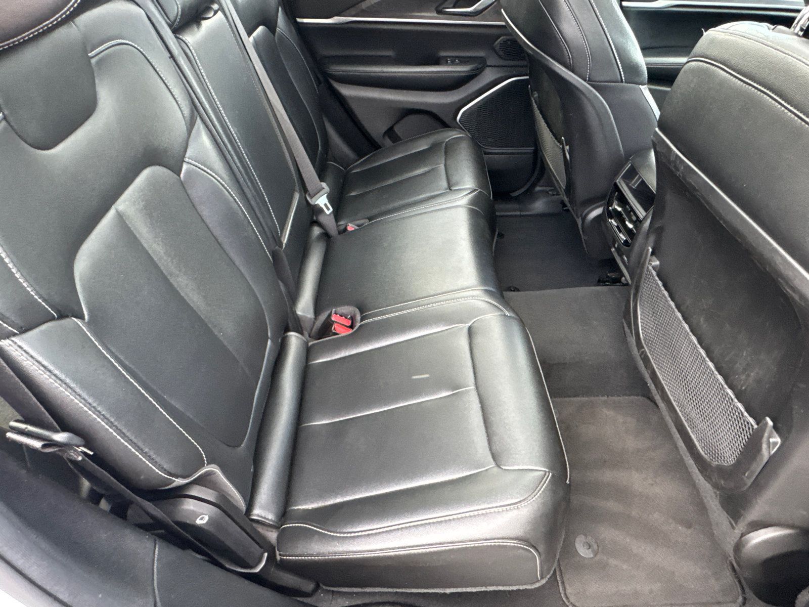 Used 2024 Jeep Grand Cherokee Limited 4xe AWD/4WD image 19