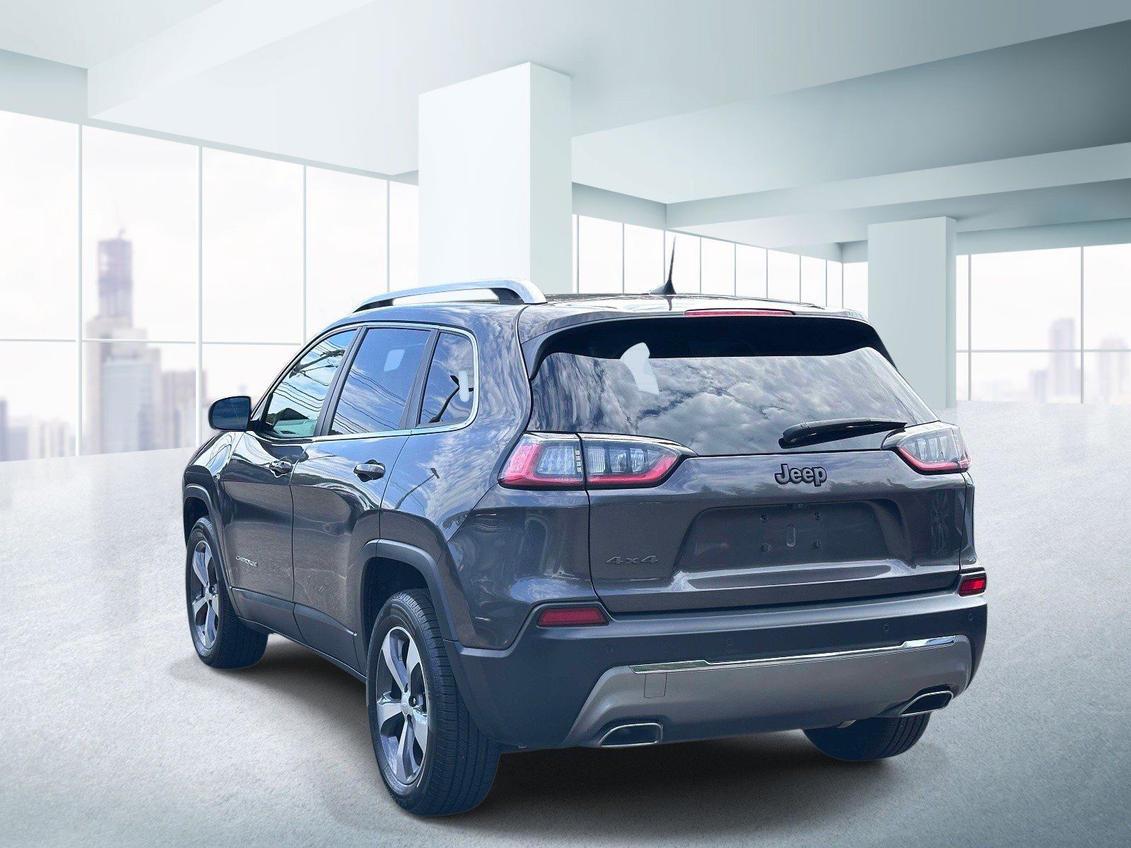 Used 2019 Jeep Cherokee Limited AWD/4WD image 3