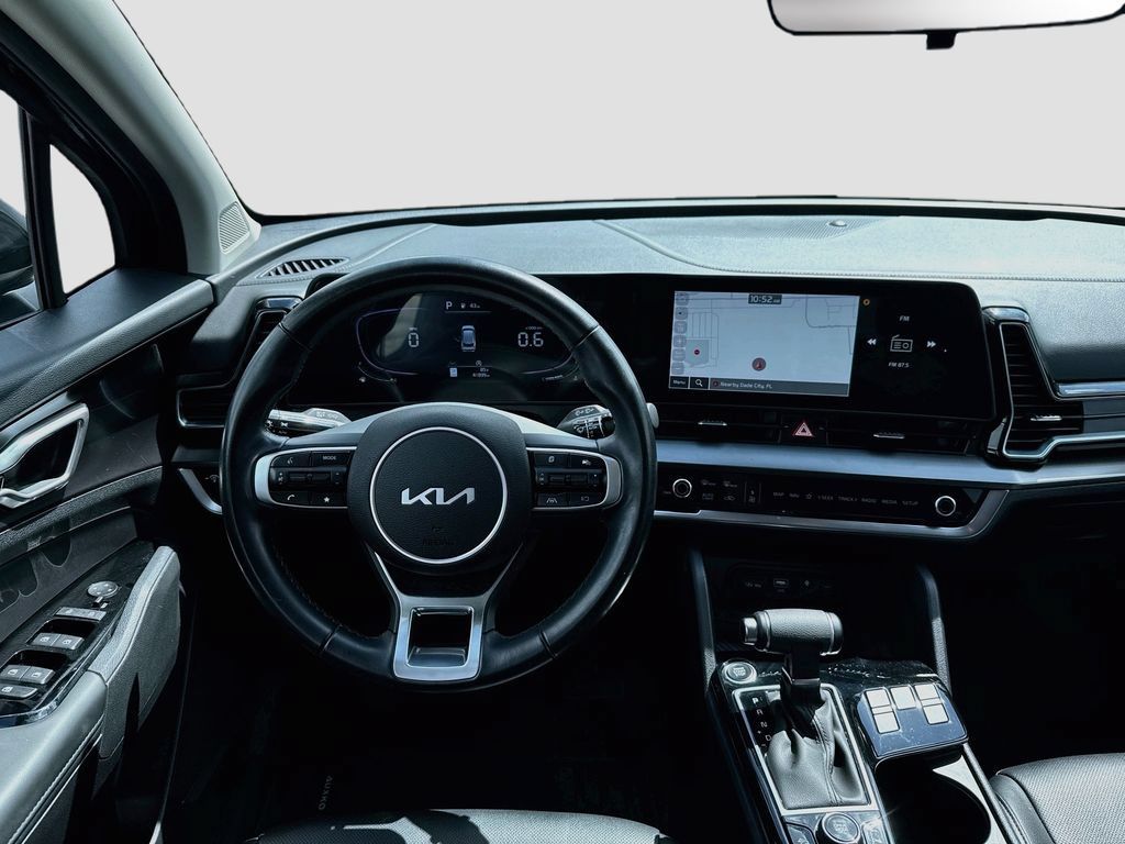 Used 2025 Kia Sportage EX FWD image 22