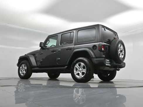 Used 2022 Jeep Wrangler Unlimited Sport image 49