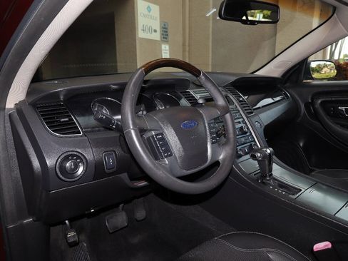 Used 2012 Ford Taurus Limited image 38
