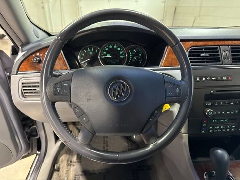 Used 2006 Buick LaCrosse CXL w/ Driver Confidence Package FWD image 10