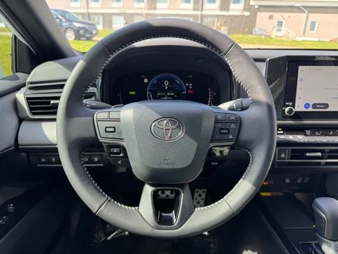 Certified 2025 Toyota Camry SE AWD/4WD image 30