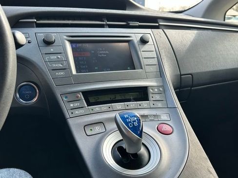 Used 2015 Toyota Prius Two image 37