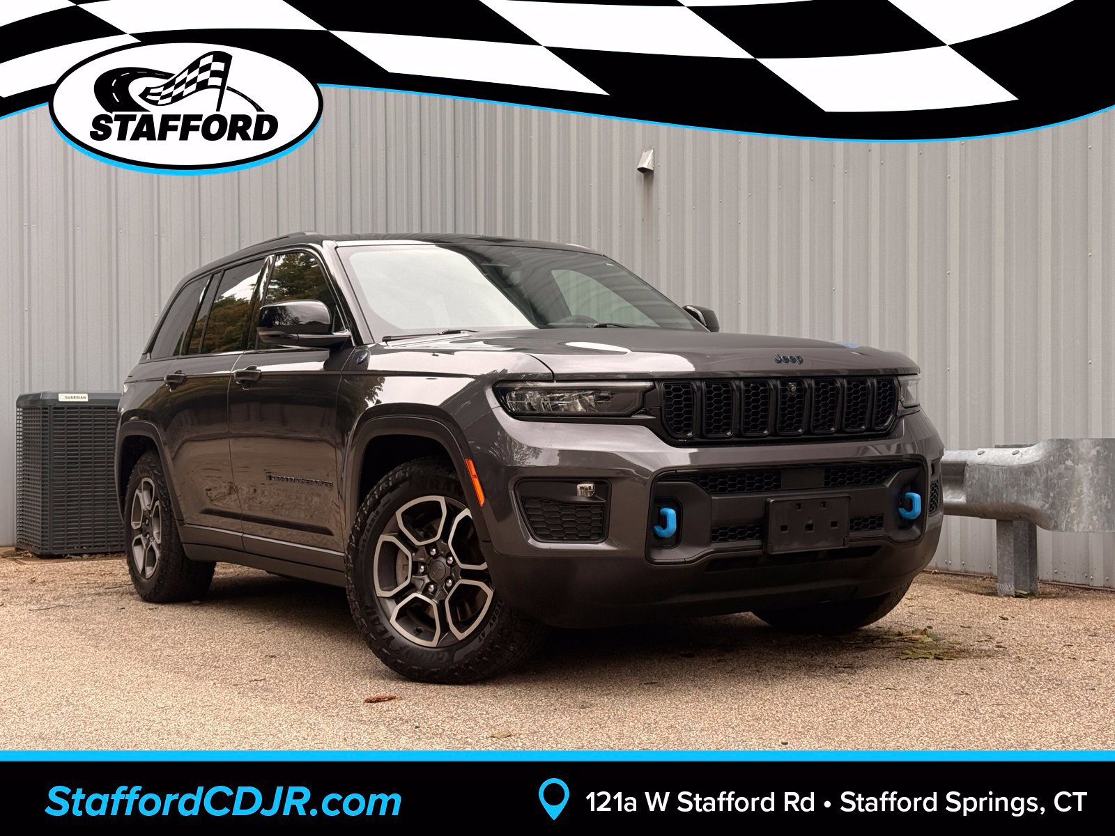 Used 2023 Jeep Grand Cherokee Trailhawk w/ Luxury Tech Group III AWD/4WD image 1