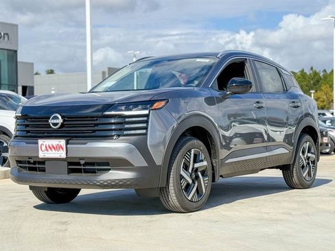 New 2026 Nissan Kicks SV FWD image 3