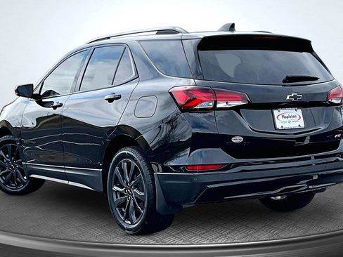 Used 2024 Chevrolet Equinox RS AWD/4WD image 14